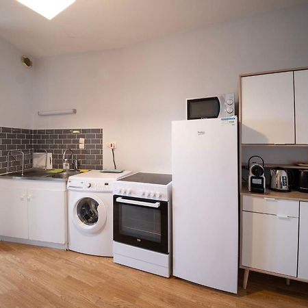 Grand Studio ✰ 35M² ✰ Centre ✰ 4Pers/2Lits ✰ Cuisine ✰ Wifi Candé エクステリア 写真