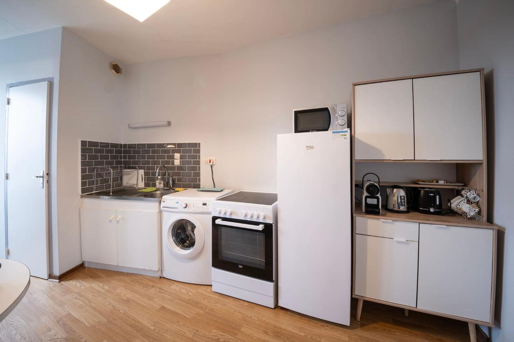 Grand Studio ✰ 35M² ✰ Centre ✰ 4Pers/2Lits ✰ Cuisine ✰ Wifi Candé エクステリア 写真